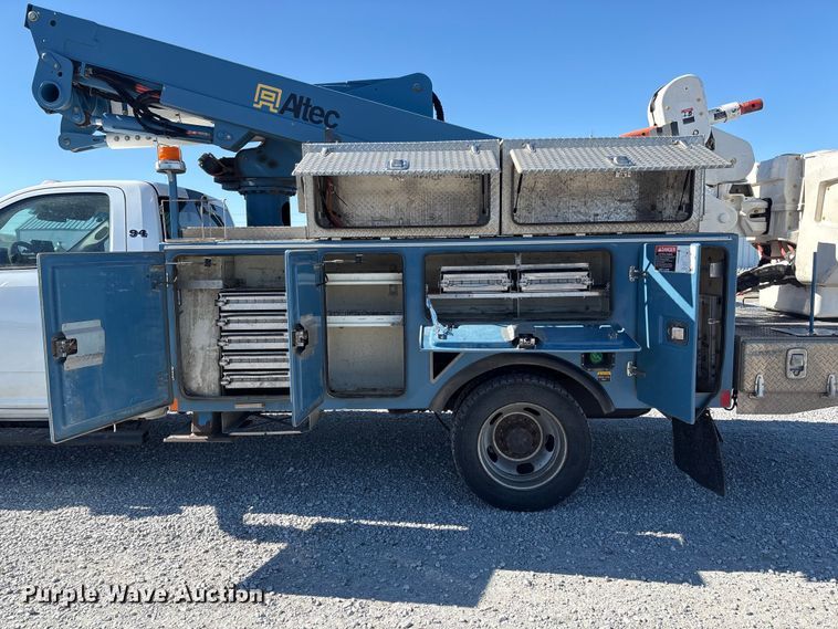 image for item FG2698 2016 RAM 5500HD bucket truck