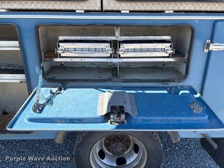 image for item FG2698 2016 RAM 5500HD bucket truck