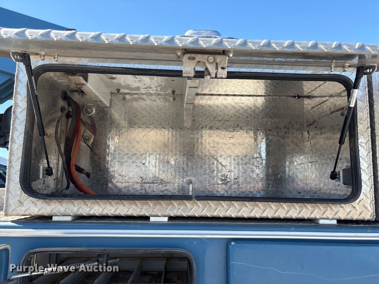 image for item FG2698 2016 RAM 5500HD bucket truck