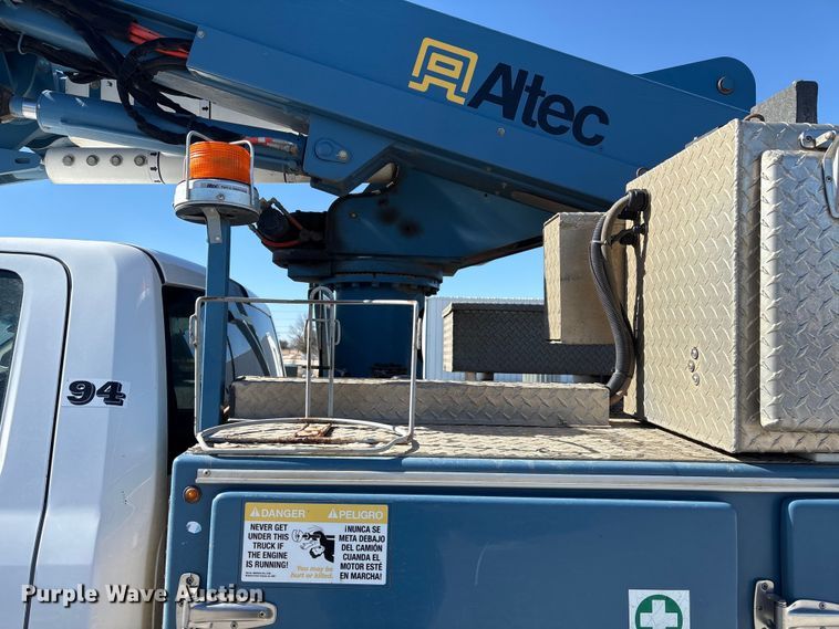 image for item FG2698 2016 RAM 5500HD bucket truck