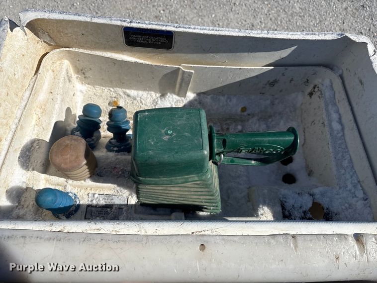 image for item FG2698 2016 RAM 5500HD bucket truck