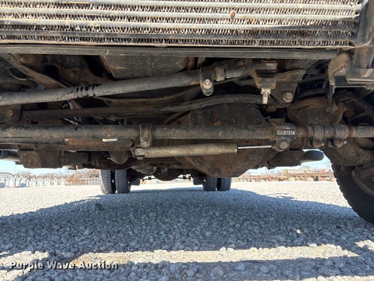 image for item FG2698 2016 RAM 5500HD bucket truck