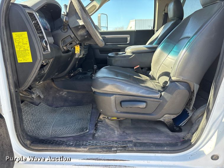 image for item FG2698 2016 RAM 5500HD bucket truck