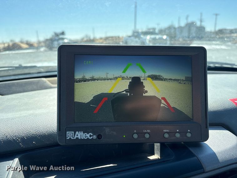 image for item FG2698 2016 RAM 5500HD bucket truck