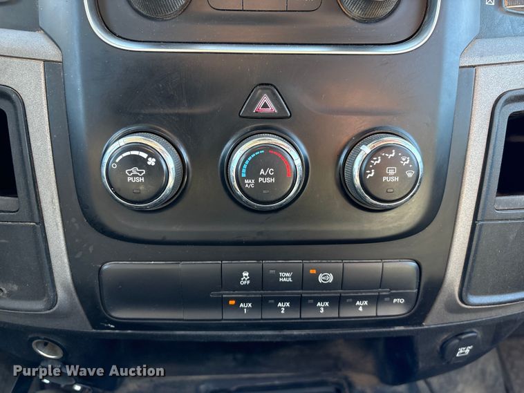 image for item FG2698 2016 RAM 5500HD bucket truck