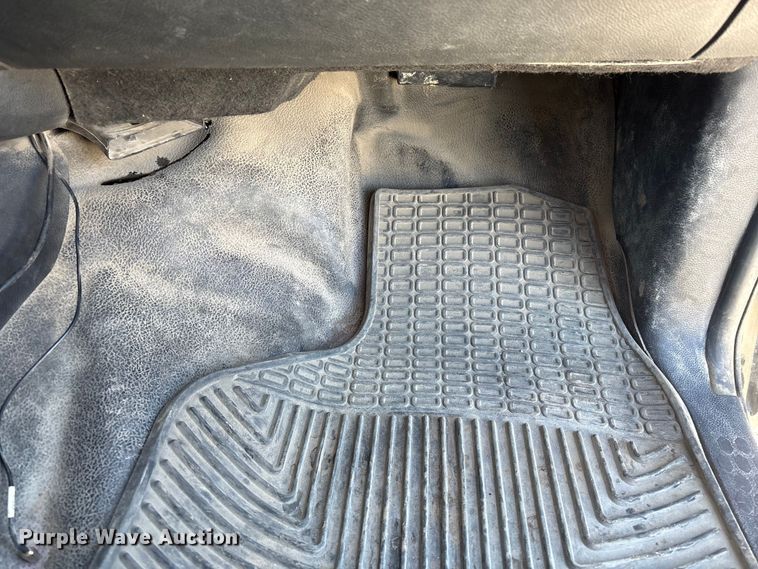 image for item FG2698 2016 RAM 5500HD bucket truck