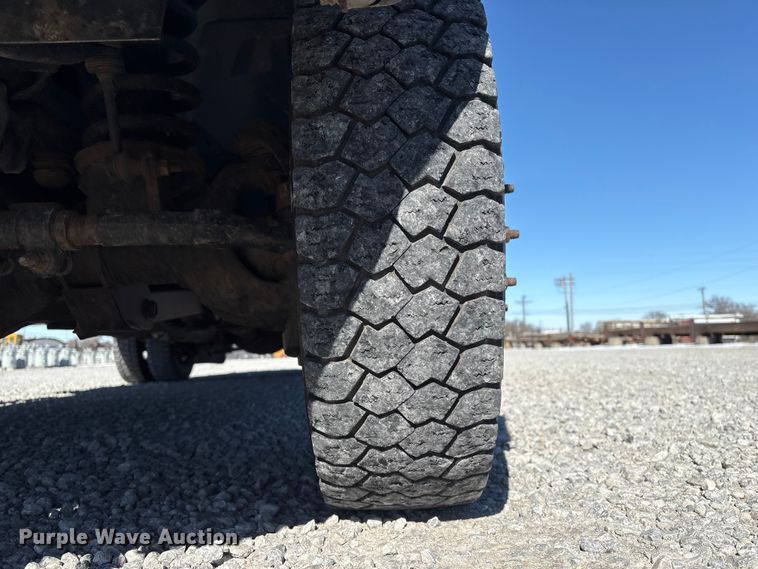 image for item FG2698 2016 RAM 5500HD bucket truck