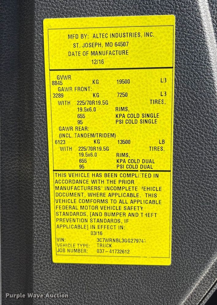 image for item FG2698 2016 RAM 5500HD bucket truck