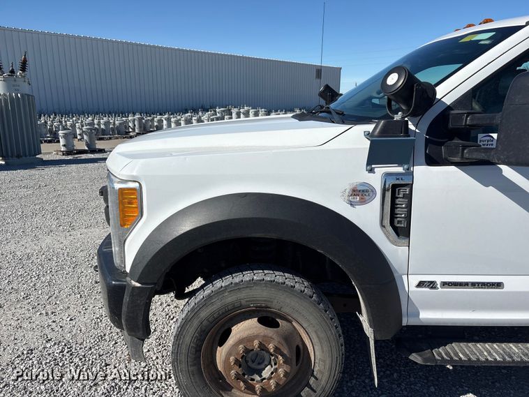 image for item FG2699 2017 Ford F550 Super Duty XL bucket truck