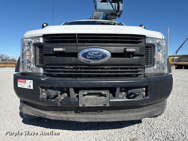 image for item FG2699 2017 Ford F550 Super Duty XL bucket truck