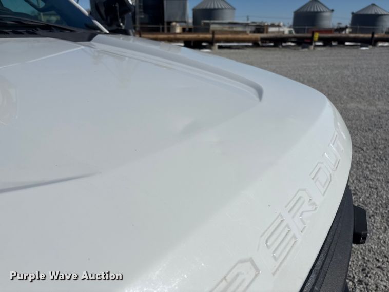 image for item FG2699 2017 Ford F550 Super Duty XL bucket truck