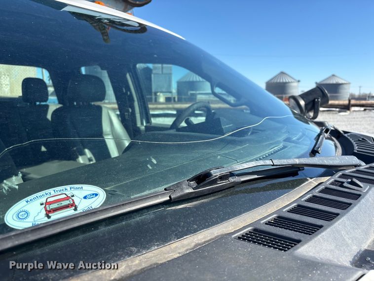 image for item FG2699 2017 Ford F550 Super Duty XL bucket truck