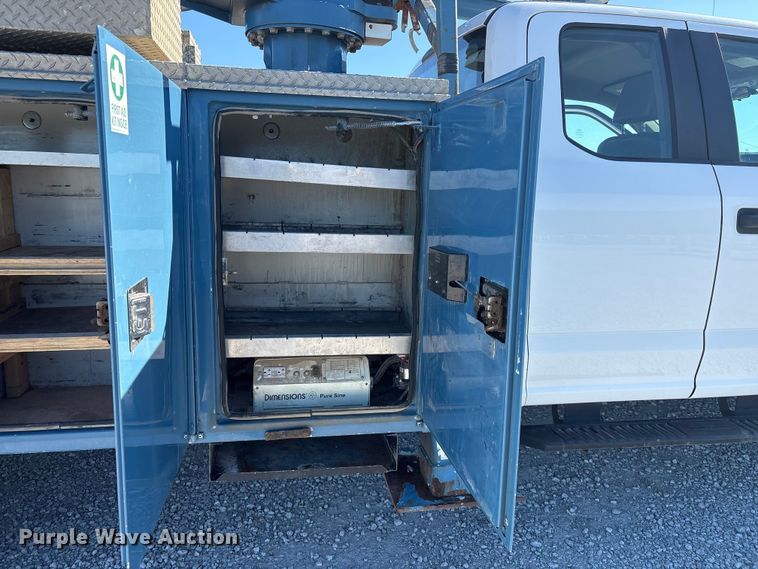 image for item FG2699 2017 Ford F550 Super Duty XL bucket truck