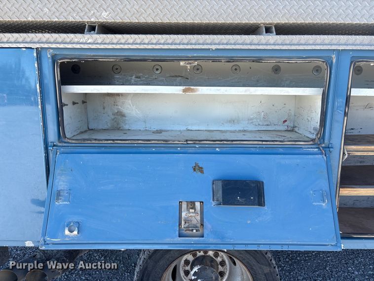 image for item FG2699 2017 Ford F550 Super Duty XL bucket truck