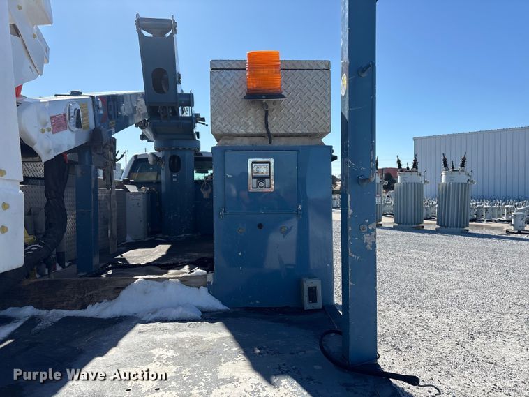 image for item FG2699 2017 Ford F550 Super Duty XL bucket truck