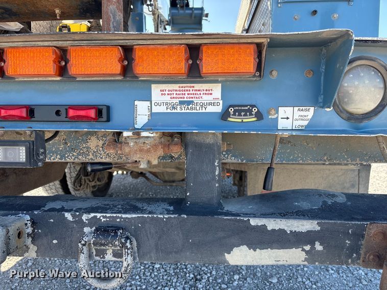 image for item FG2699 2017 Ford F550 Super Duty XL bucket truck