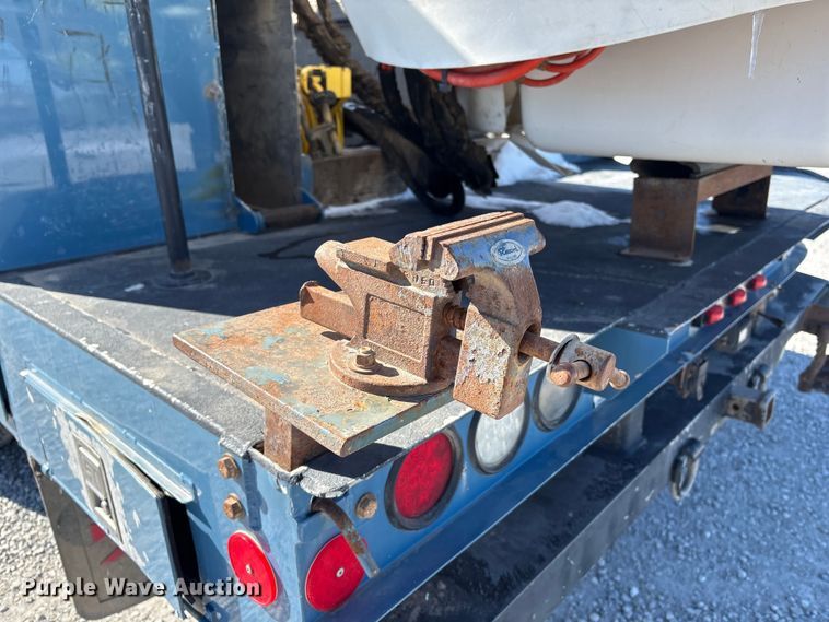 image for item FG2699 2017 Ford F550 Super Duty XL bucket truck