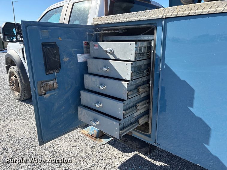 image for item FG2699 2017 Ford F550 Super Duty XL bucket truck