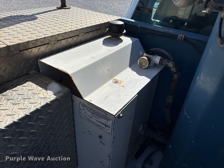 image for item FG2699 2017 Ford F550 Super Duty XL bucket truck