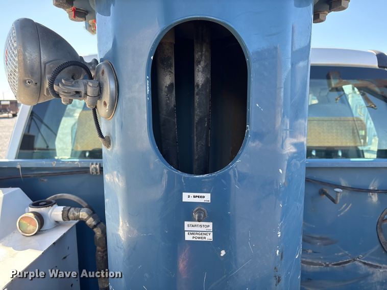 image for item FG2699 2017 Ford F550 Super Duty XL bucket truck