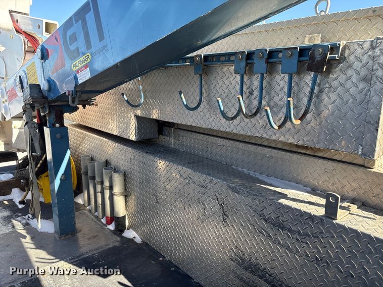 image for item FG2699 2017 Ford F550 Super Duty XL bucket truck