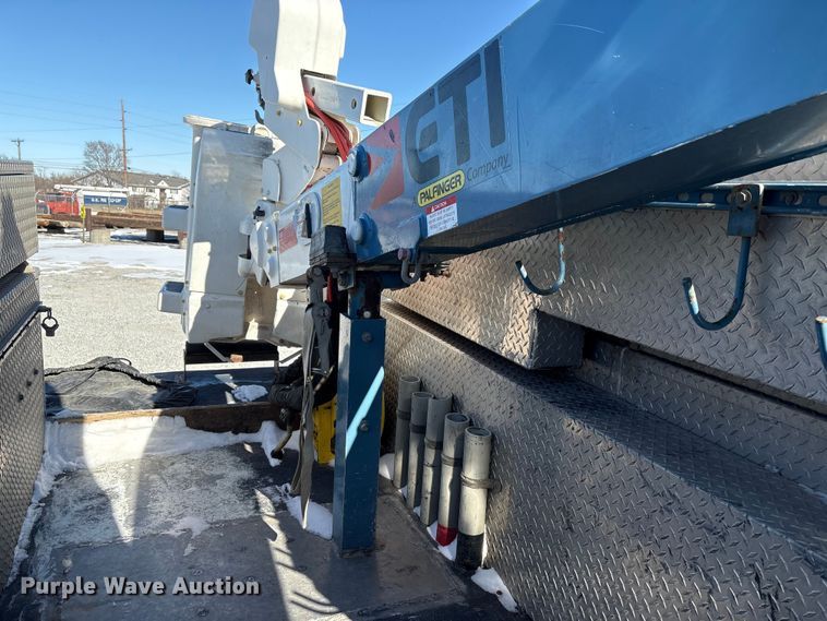 image for item FG2699 2017 Ford F550 Super Duty XL bucket truck