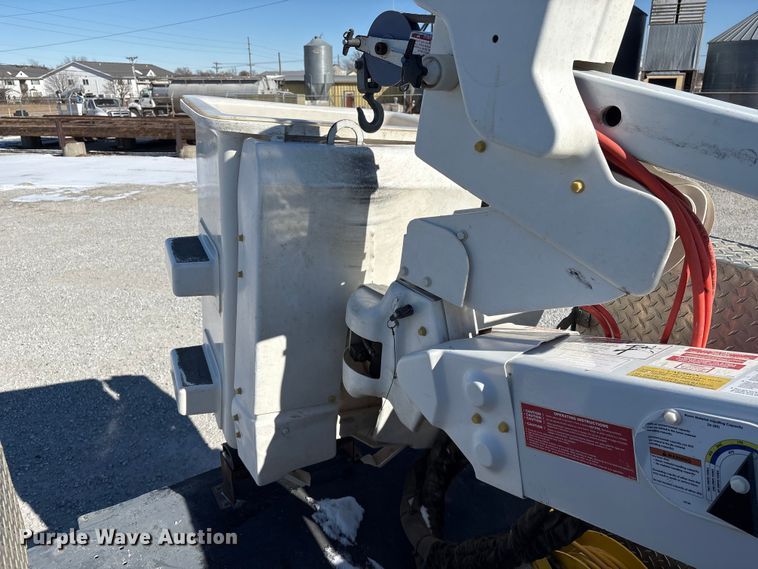 image for item FG2699 2017 Ford F550 Super Duty XL bucket truck