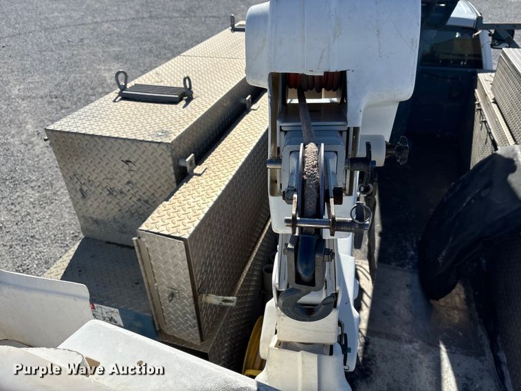 image for item FG2699 2017 Ford F550 Super Duty XL bucket truck