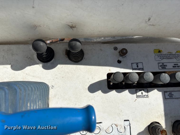 image for item FG2699 2017 Ford F550 Super Duty XL bucket truck