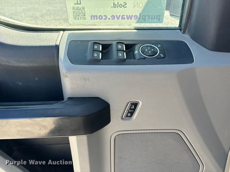 image for item FG2699 2017 Ford F550 Super Duty XL bucket truck