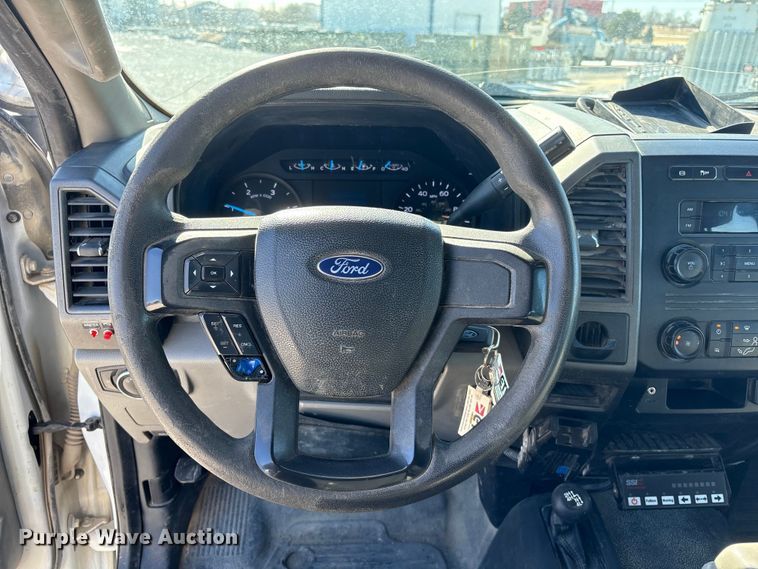 image for item FG2699 2017 Ford F550 Super Duty XL bucket truck