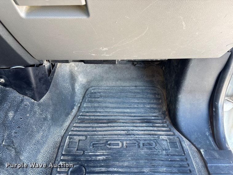 image for item FG2699 2017 Ford F550 Super Duty XL bucket truck