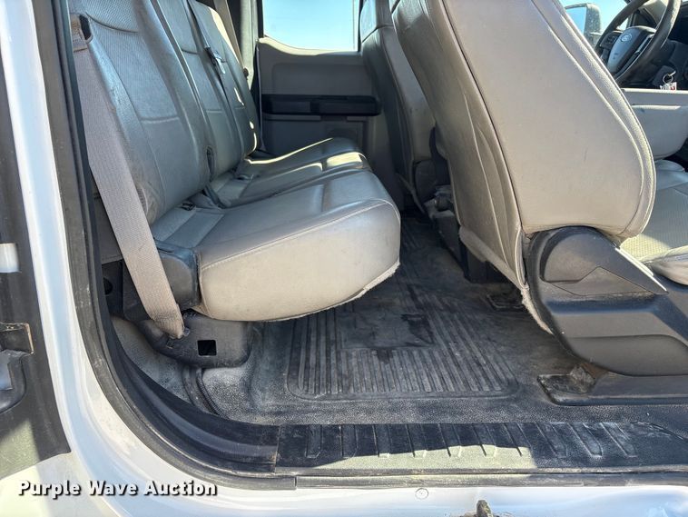 image for item FG2699 2017 Ford F550 Super Duty XL bucket truck