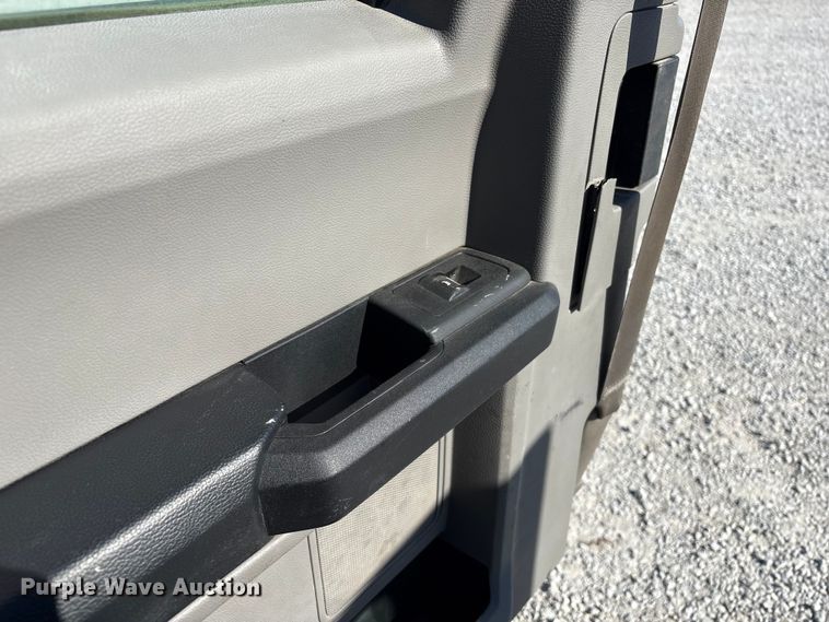 image for item FG2699 2017 Ford F550 Super Duty XL bucket truck