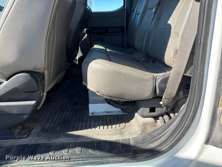 image for item FG2699 2017 Ford F550 Super Duty XL bucket truck