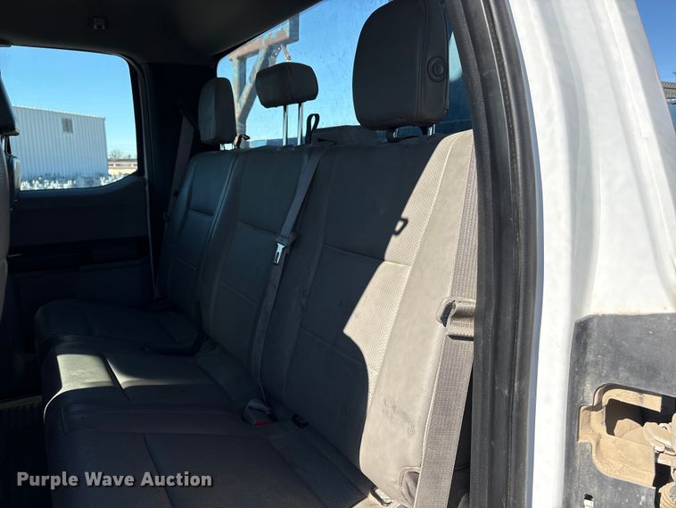 image for item FG2699 2017 Ford F550 Super Duty XL bucket truck