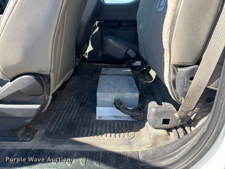 image for item FG2699 2017 Ford F550 Super Duty XL bucket truck