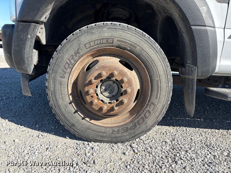 image for item FG2699 2017 Ford F550 Super Duty XL bucket truck