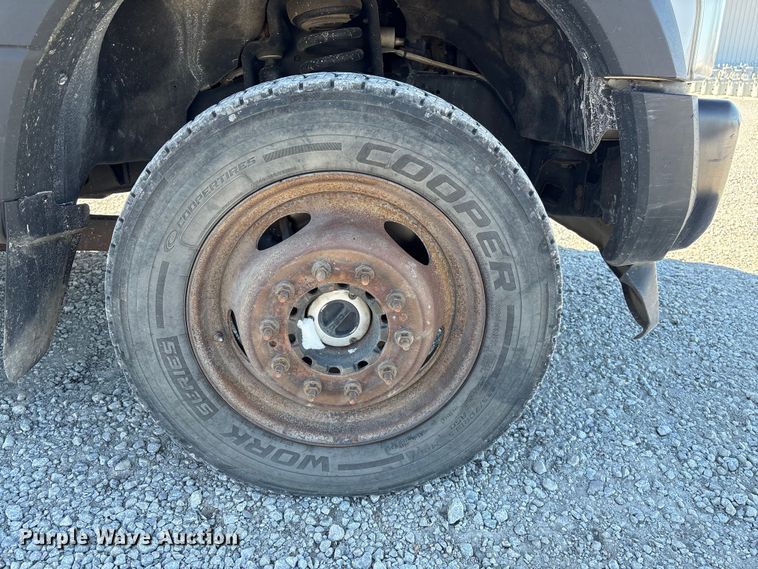 image for item FG2699 2017 Ford F550 Super Duty XL bucket truck