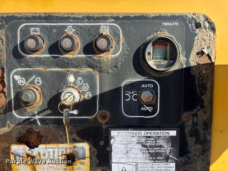 image for item FG2700 1999 Vermeer BC1800A wood chipper