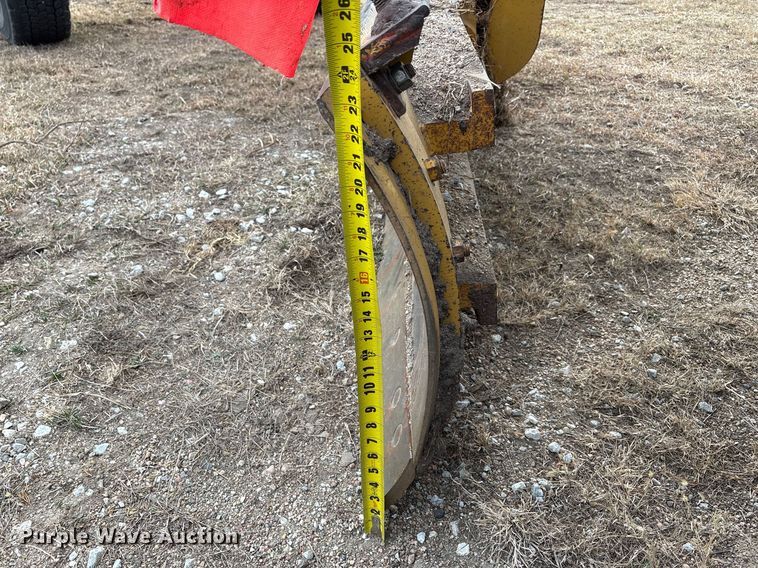 image for item FG2707 2000 Caterpillar 140H motor grader