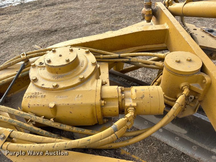 image for item FG2707 2000 Caterpillar 140H motor grader
