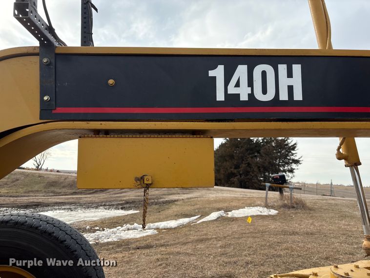 image for item FG2707 2000 Caterpillar 140H motor grader