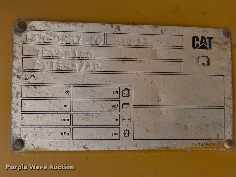 image for item FG2707 2000 Caterpillar 140H motor grader