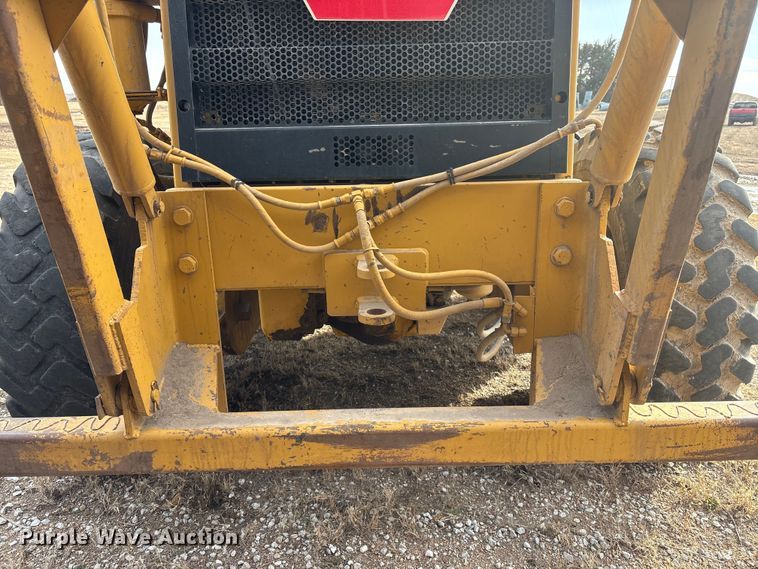 image for item FG2707 2000 Caterpillar 140H motor grader