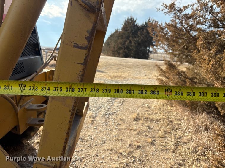 image for item FG2707 2000 Caterpillar 140H motor grader