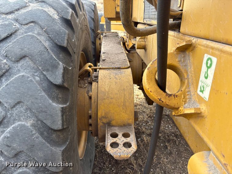 image for item FG2707 2000 Caterpillar 140H motor grader