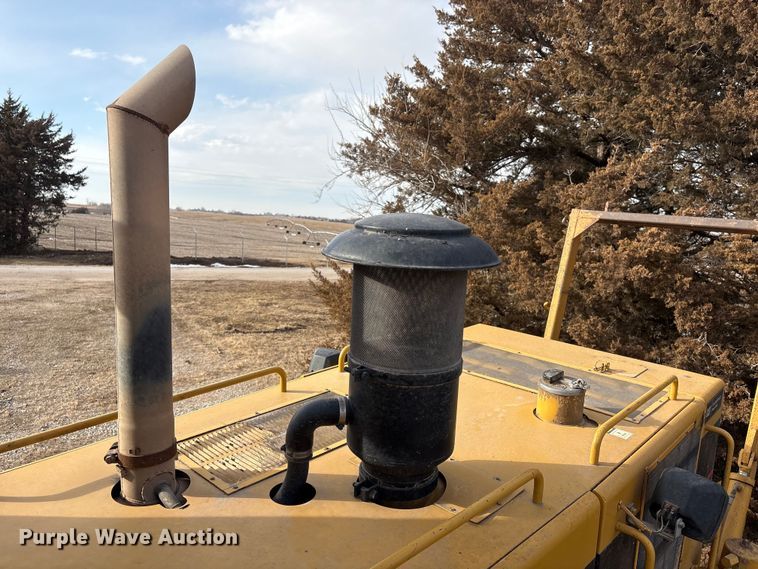 image for item FG2707 2000 Caterpillar 140H motor grader