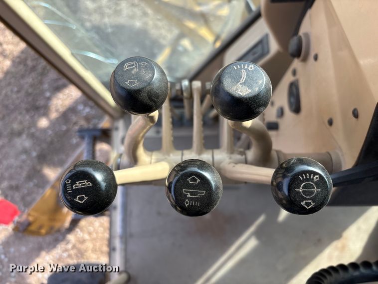 image for item FG2707 2000 Caterpillar 140H motor grader