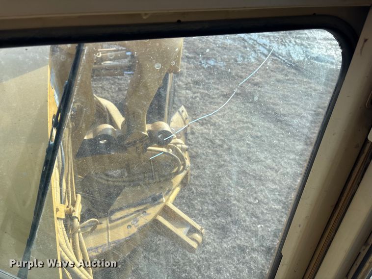 image for item FG2707 2000 Caterpillar 140H motor grader